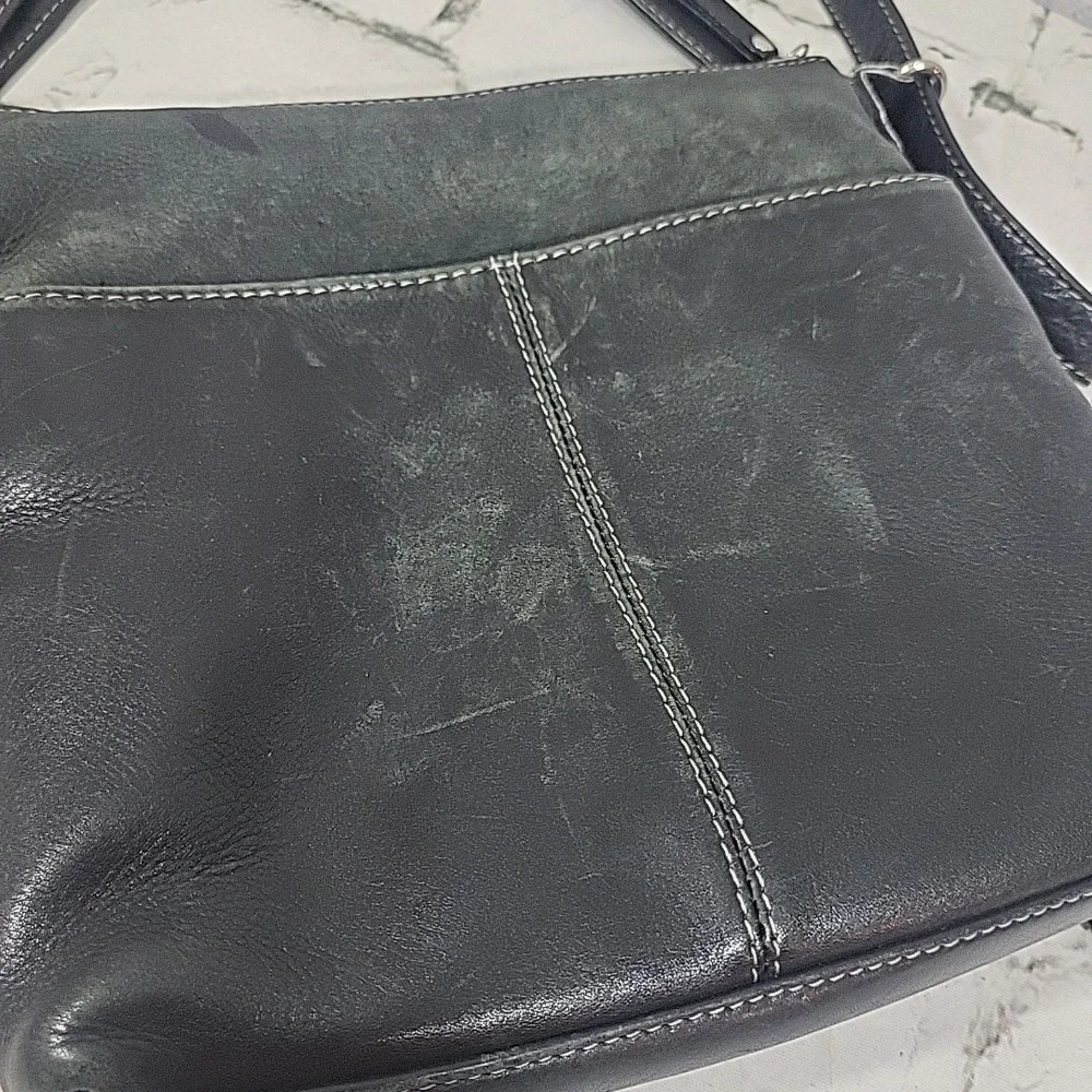 ILI New York Leather Crossbody Purse Gray 2-Tone Buttery Soft‎ Multi-Pocket Bag